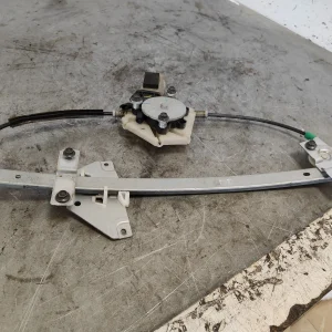 Elevalunas delantero derecho volvo v40 familiar